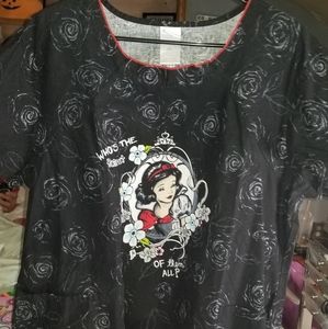 Disney Snow White Scub Top 2XL
